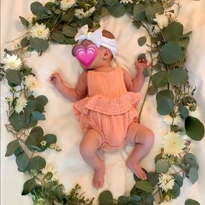 Muslim baby girl ruffle romper